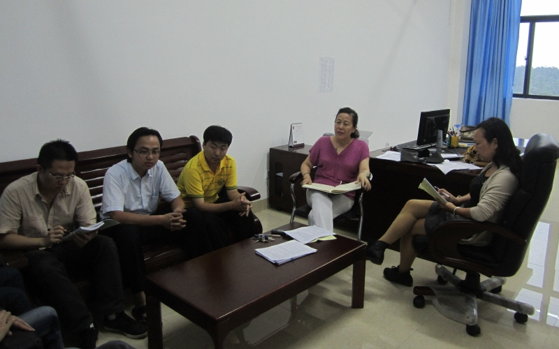 緋諱富浠繪櫙蹇楀崕鏁欐巿鍦ㄨ瘎璇捐璇